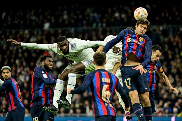 篮球NBA发布最新实力榜，三队并列第一梯队